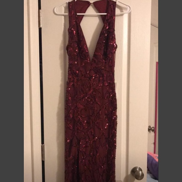 Brand new prom dress! Never worn. - Picture 1 of 3